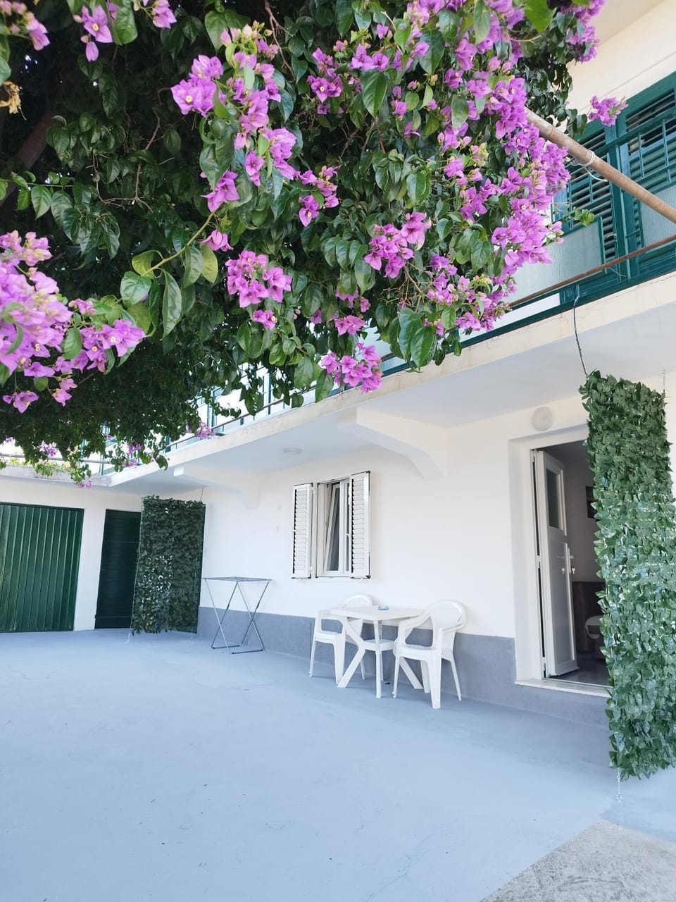 Balcony/Terrace, Parking