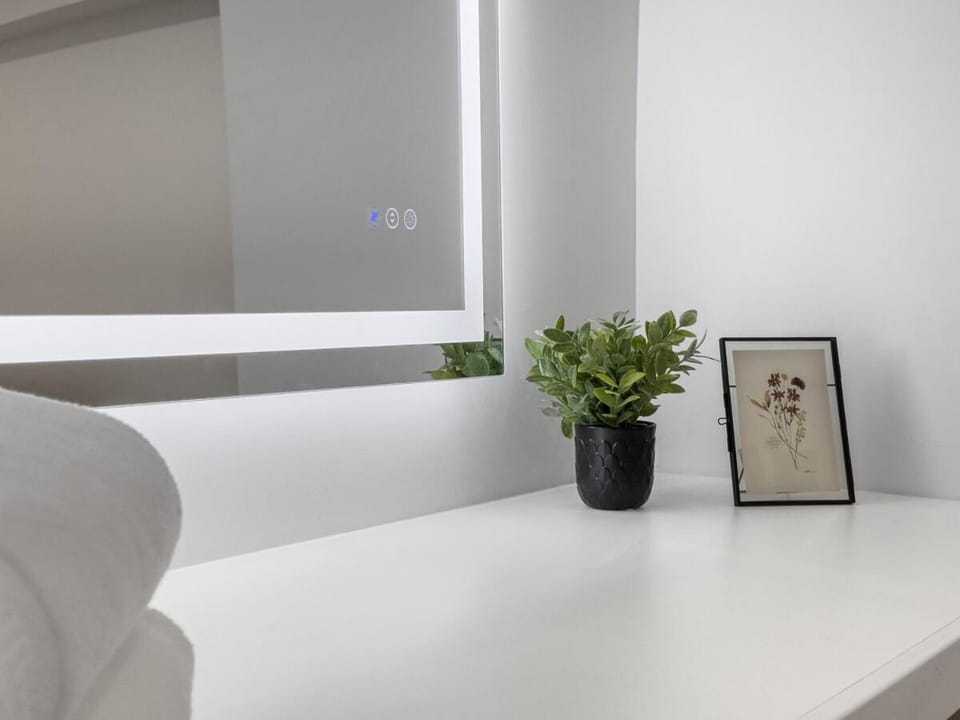 Baldwin Modern Heaven 2B-1BTH Apartment in Baldwin