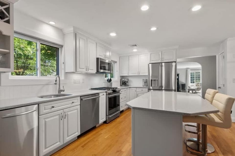 Spacious Home in Framingham MA House in Framingham
