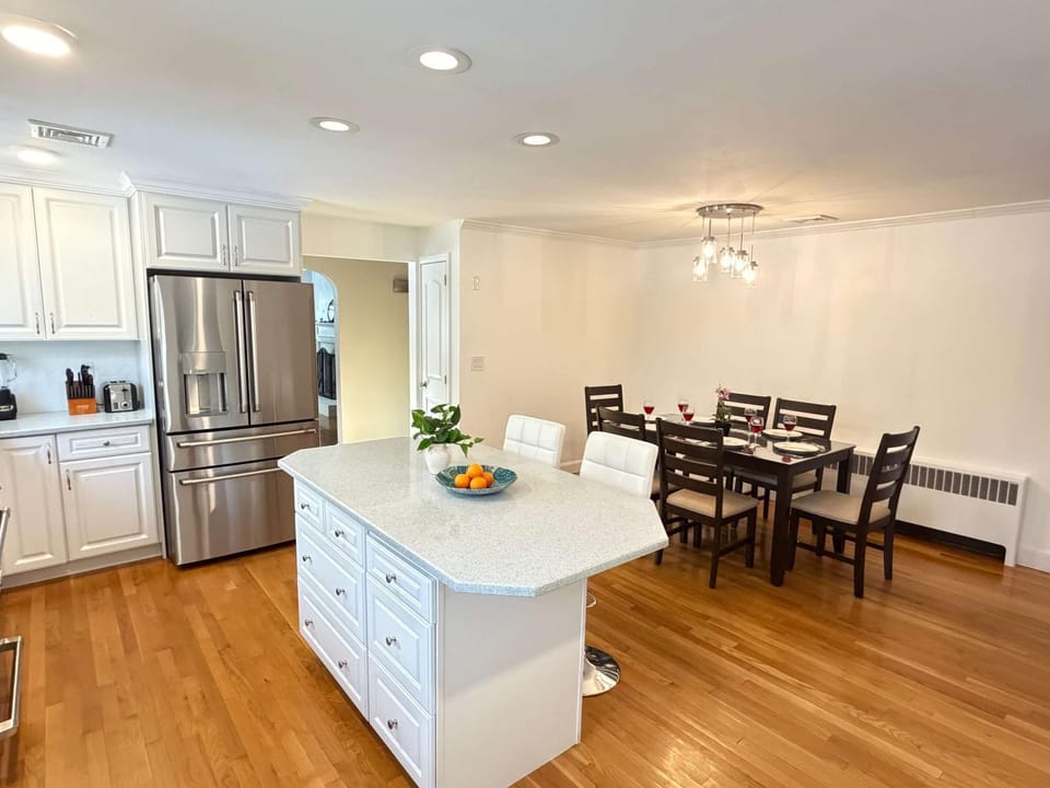 Spacious Home in Framingham MA House in Framingham