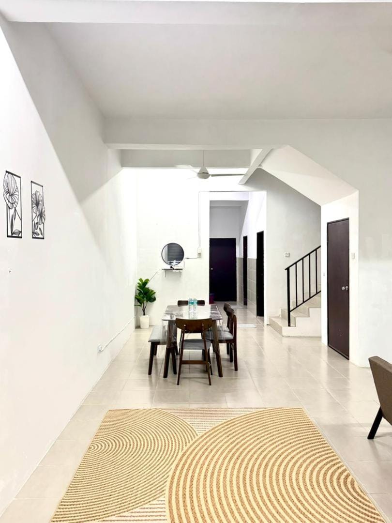 Salak Lestari Homestay Klia Klia2 House in Negeri Sembilan, Malaysia
