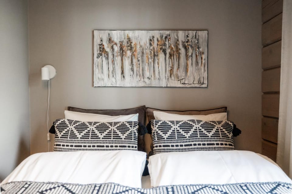 Bed, Decorative detail, Bedroom