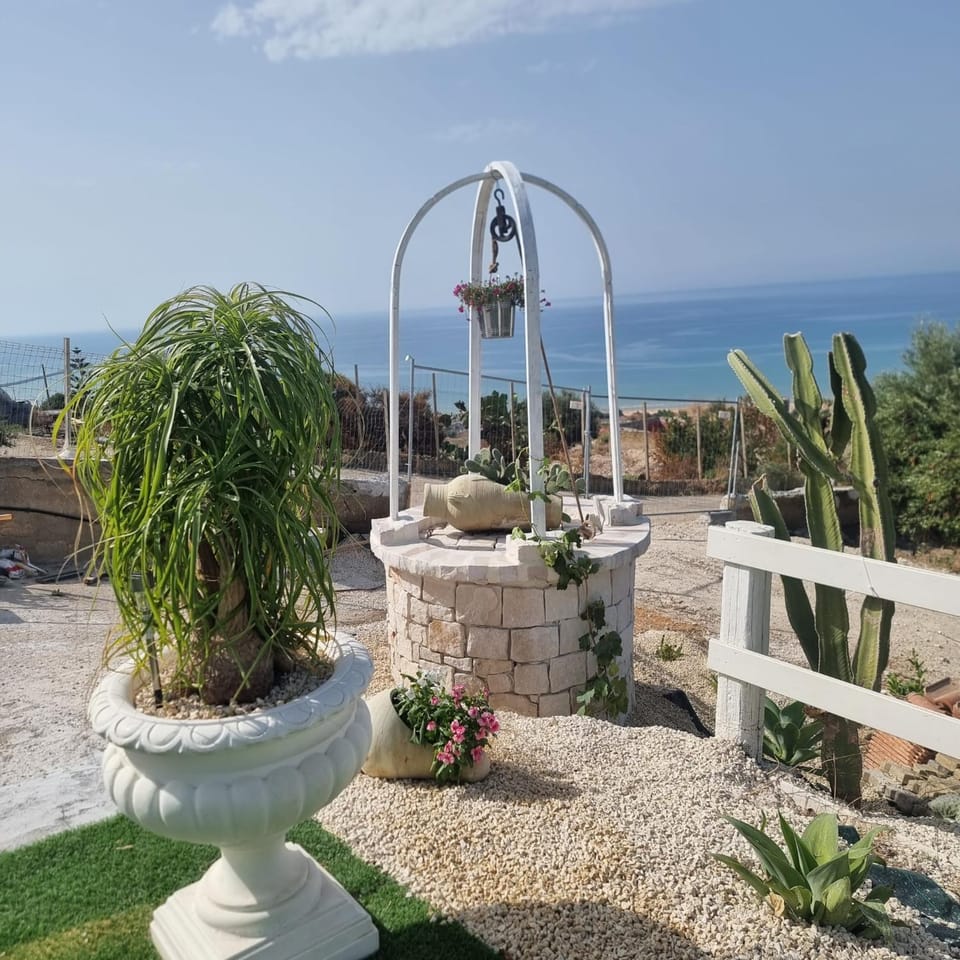 Villa Eden Bed and Breakfast in Porto Empedocle