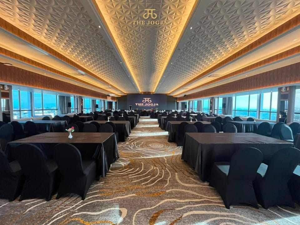Meeting/conference room