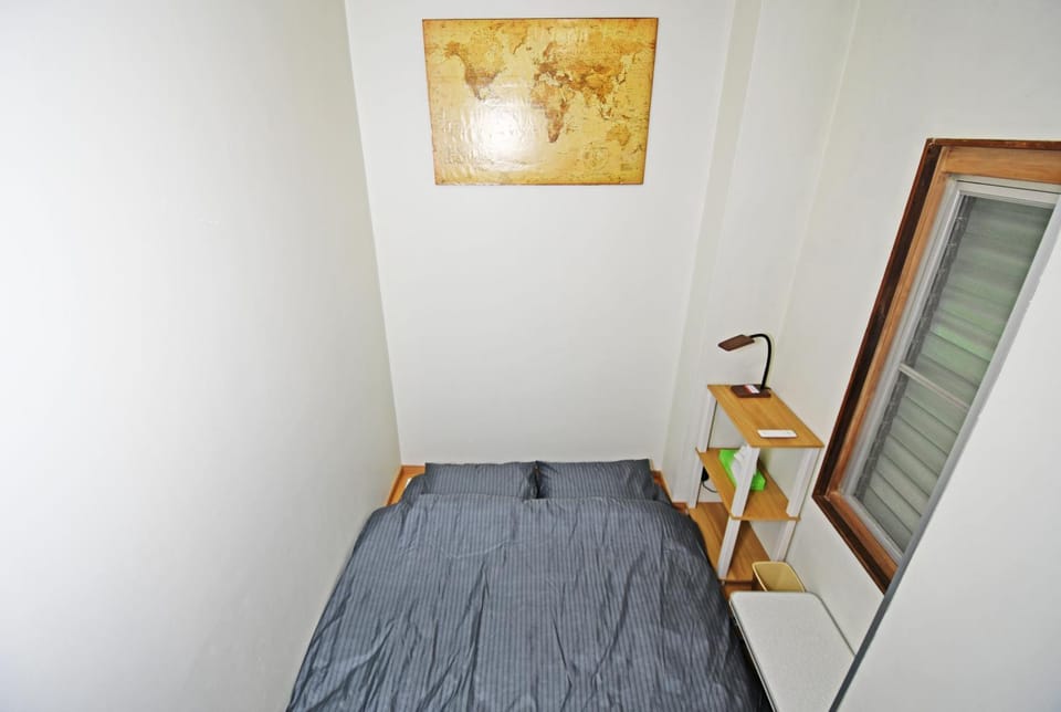 鞆の浦ゲストハウス悠樂 Tomonoura Guest House You Raku Bed and Breakfast in Hiroshima Prefecture