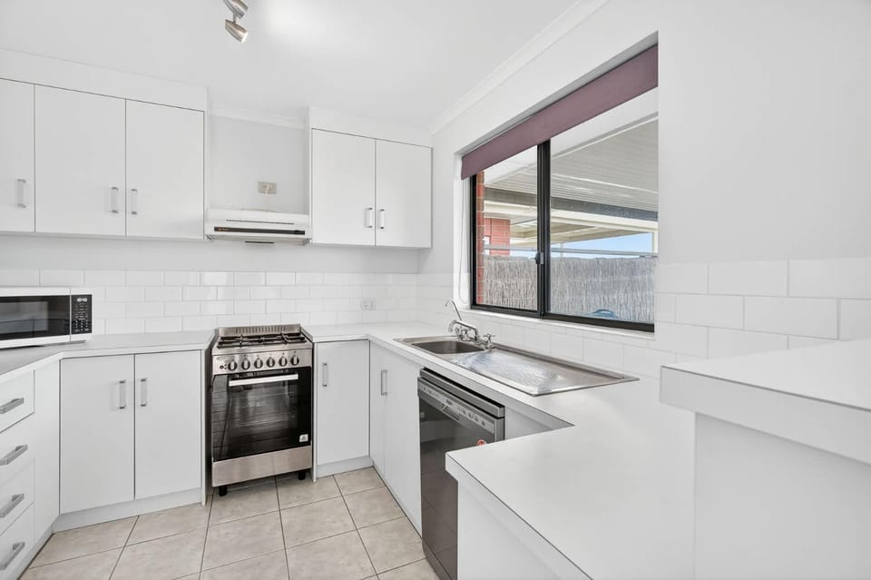 17 Matthew Flinders Dve Encounter Bay - Linen Included House in Encounter Bay