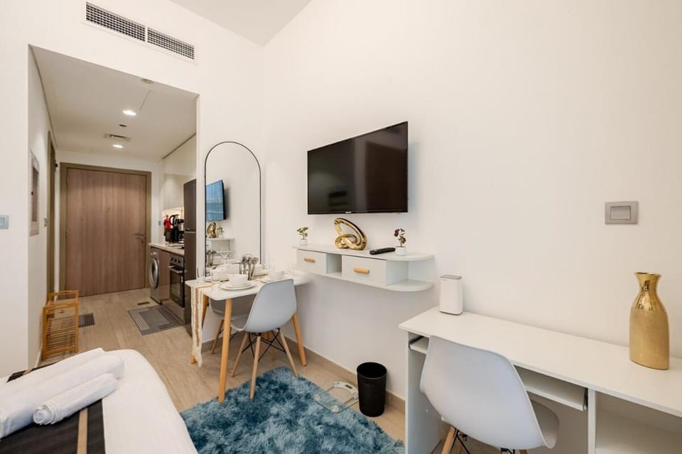Ramora Homes Azizi Riviera 40 by Vacay Xeal Apartment in Dubai