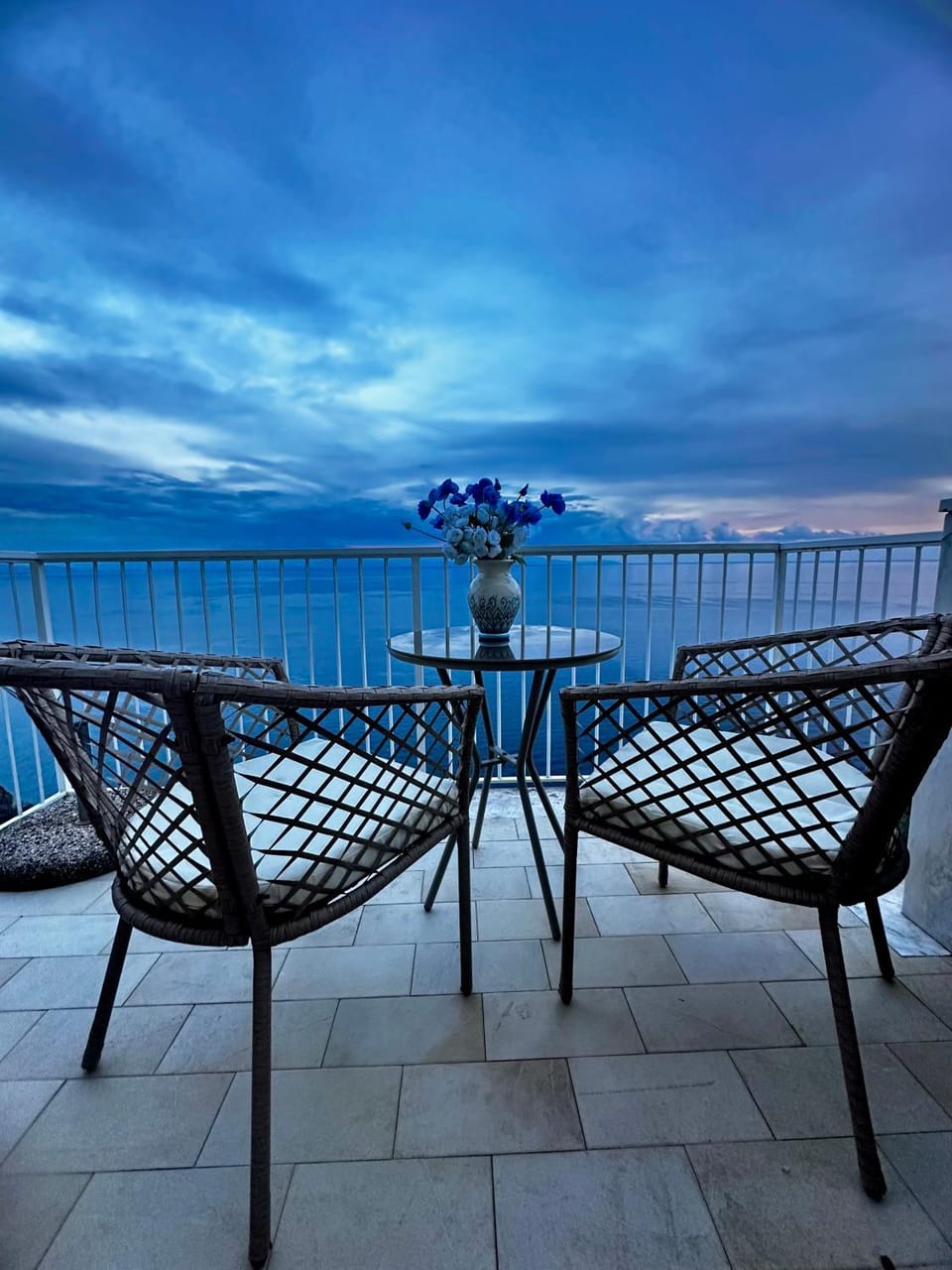 Property building, Balcony/Terrace