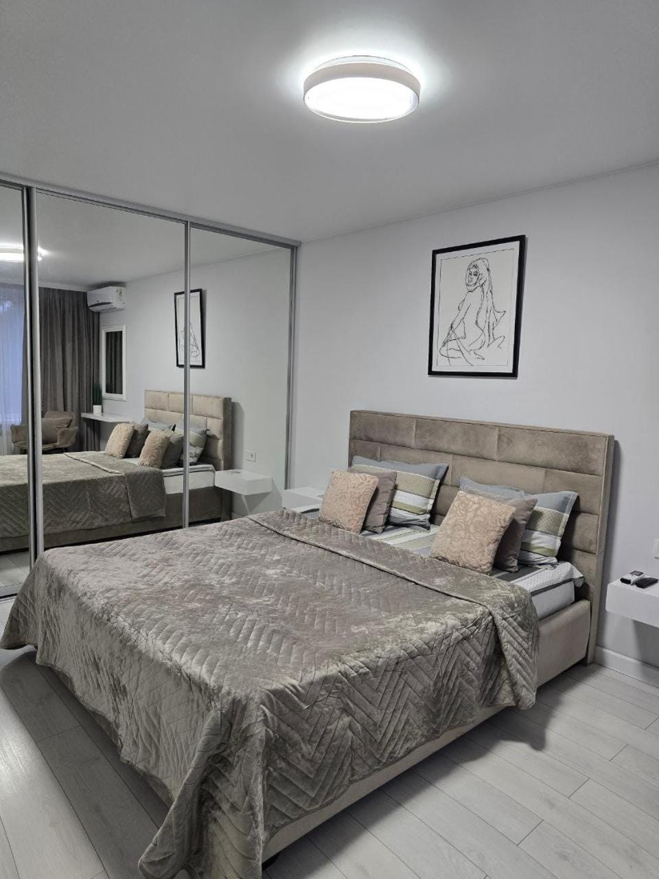 Стильная квартира в сердце Рышкановки Apartment in Chișinău