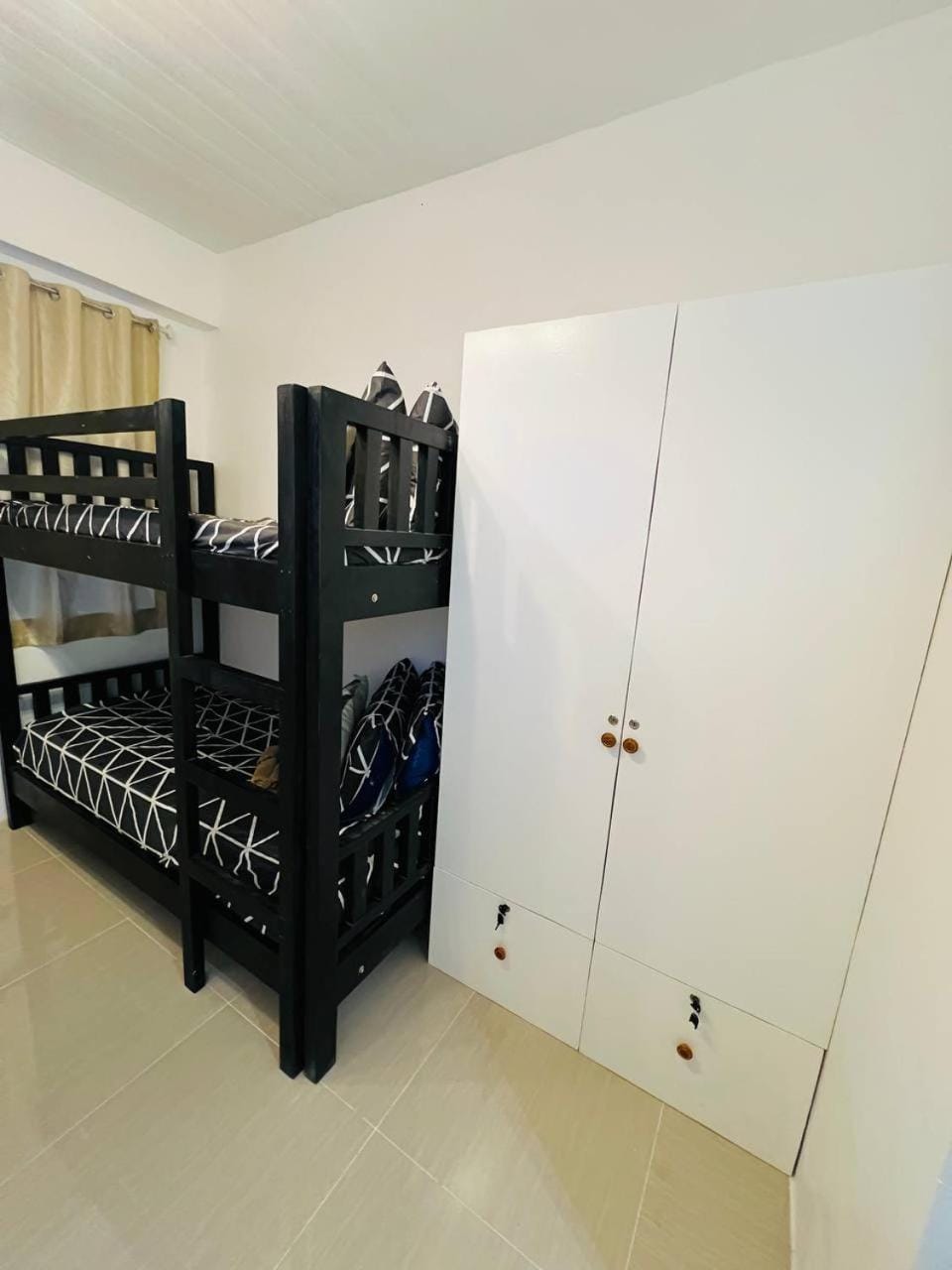 Bed, Photo of the whole room, Bedroom, bunk bed, wardrobe