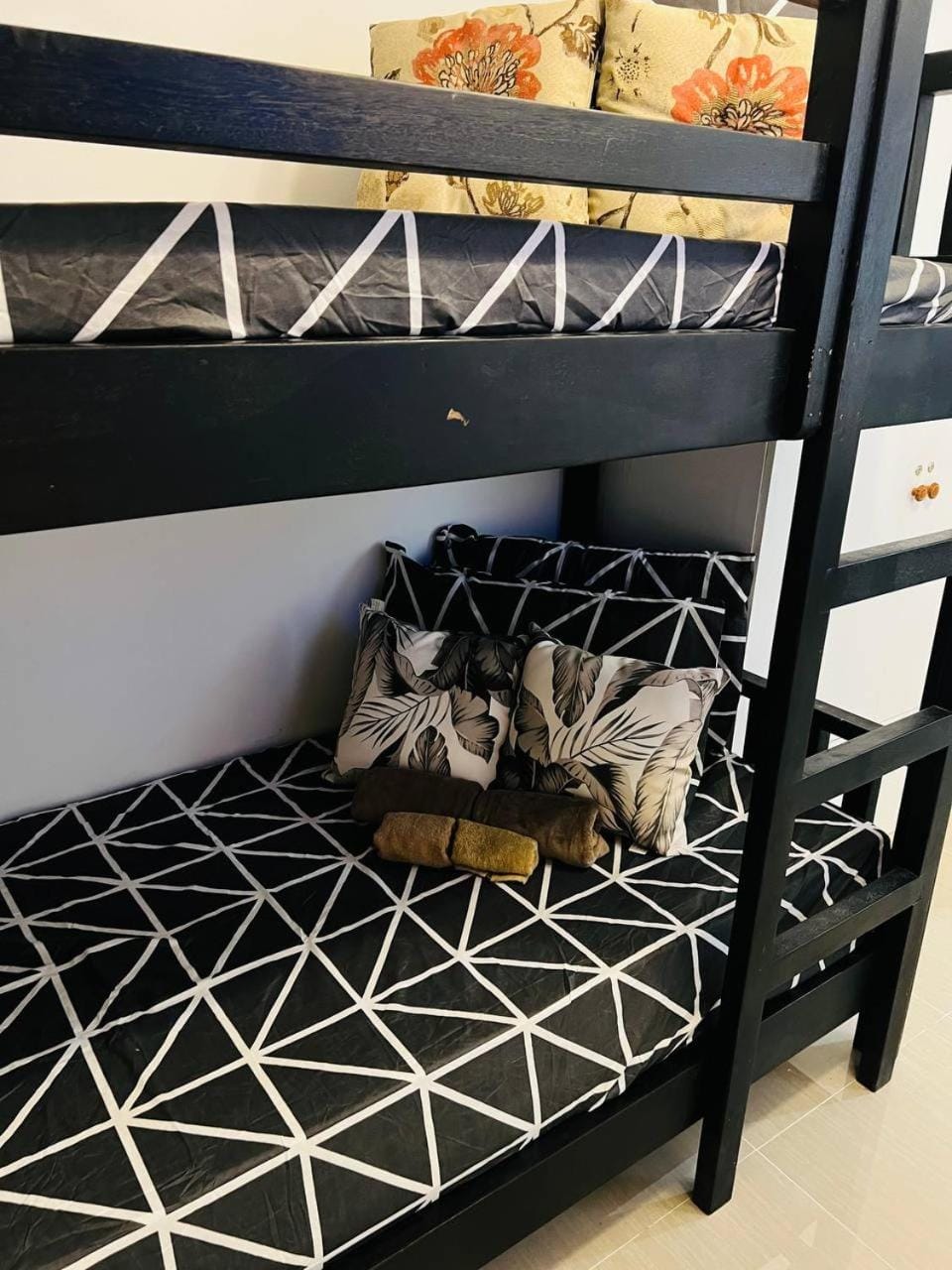 Photo of the whole room, Bedroom, bunk bed