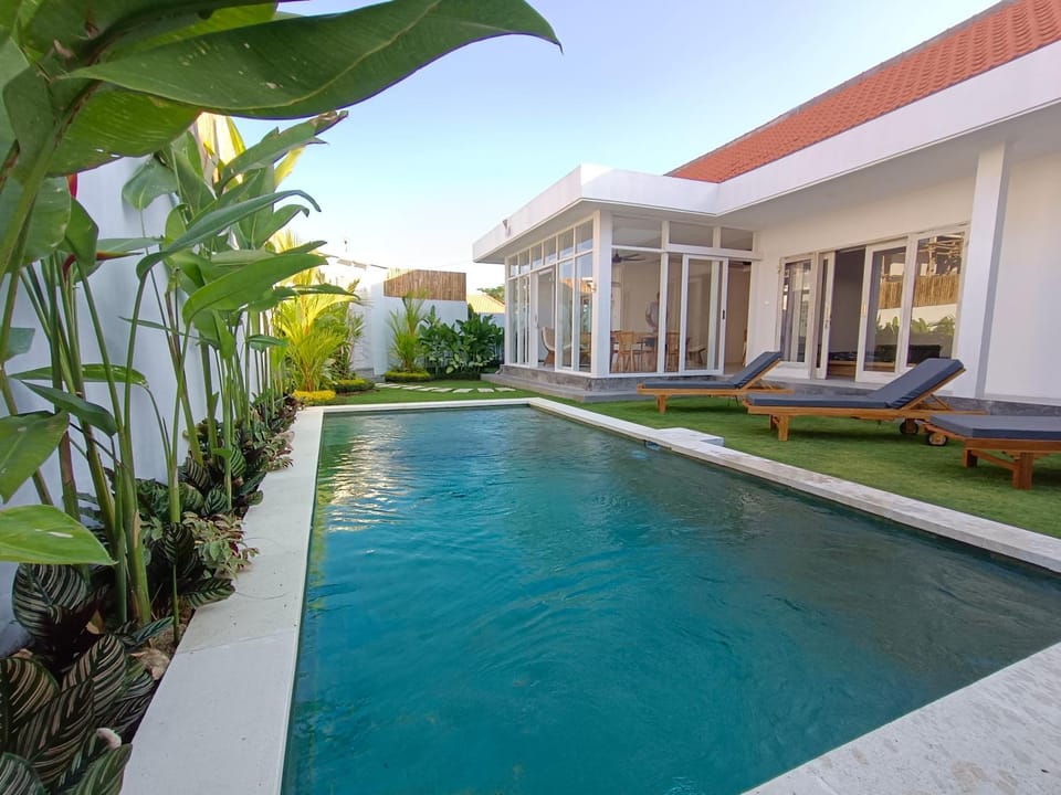Dimora Bali Residence Villas - 3 Min Echo Beach Villa in North Kuta