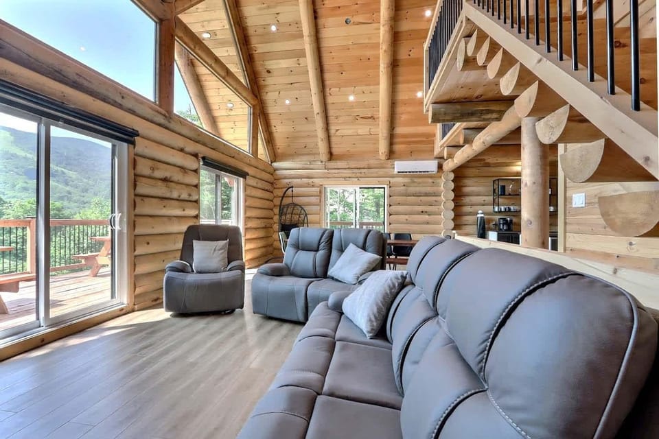 Spa Game Room Absolute Comfort - Le Commandant Chalet in Maine