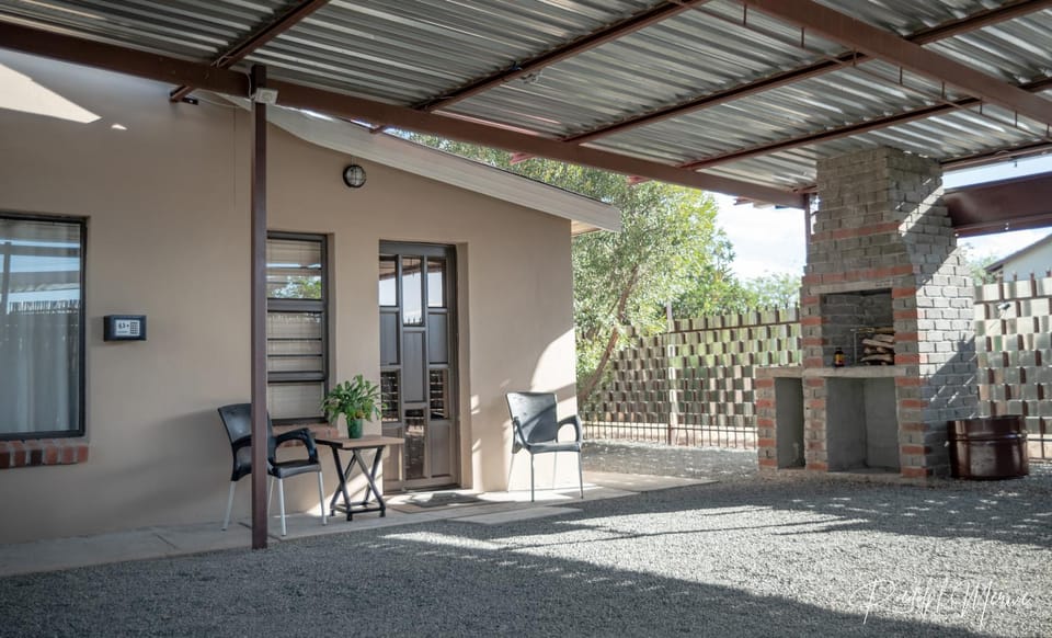 Property building, BBQ facilities, Balcony/Terrace