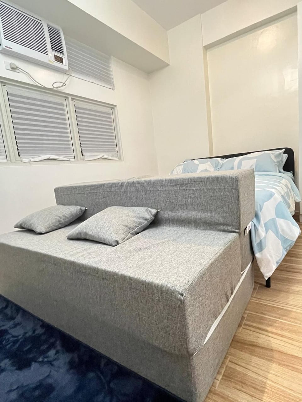Bed, Bedroom, air conditioner