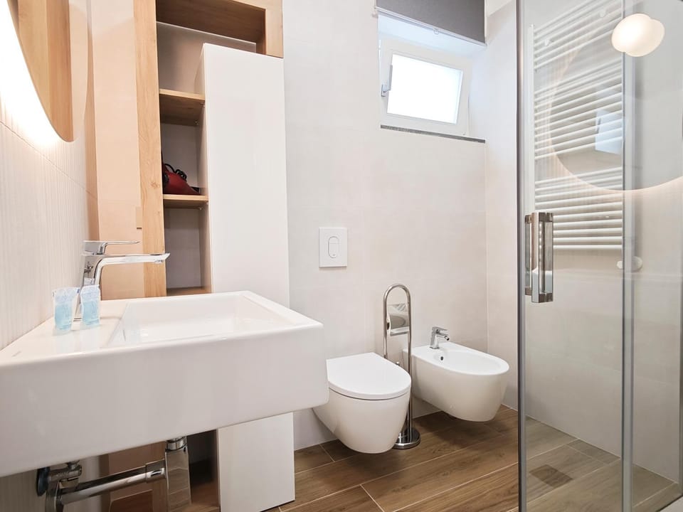 Shower, Toilet, Bathroom, bidet