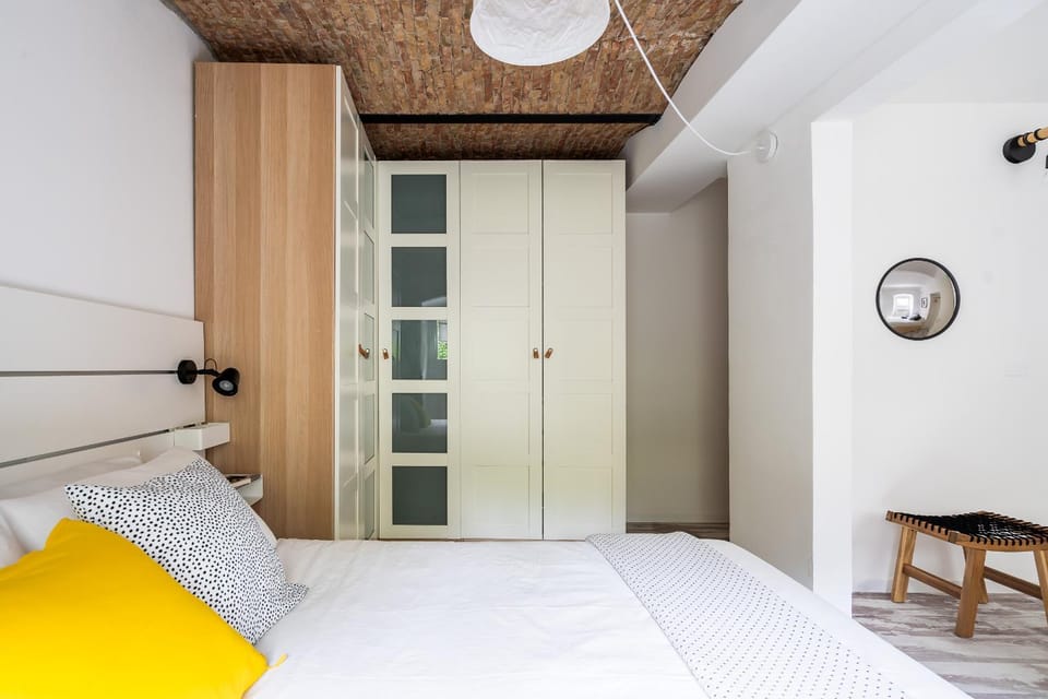 Bedroom, wardrobe