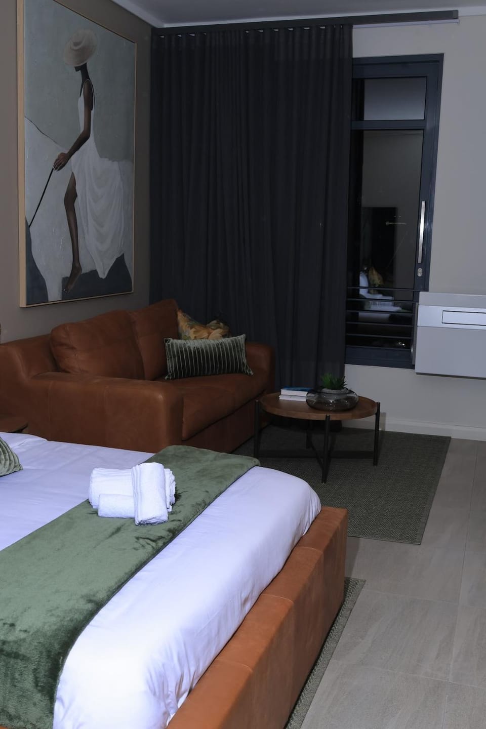 Green Serene Studio, Menlyn Maine Residences 826 Apartment in Pretoria