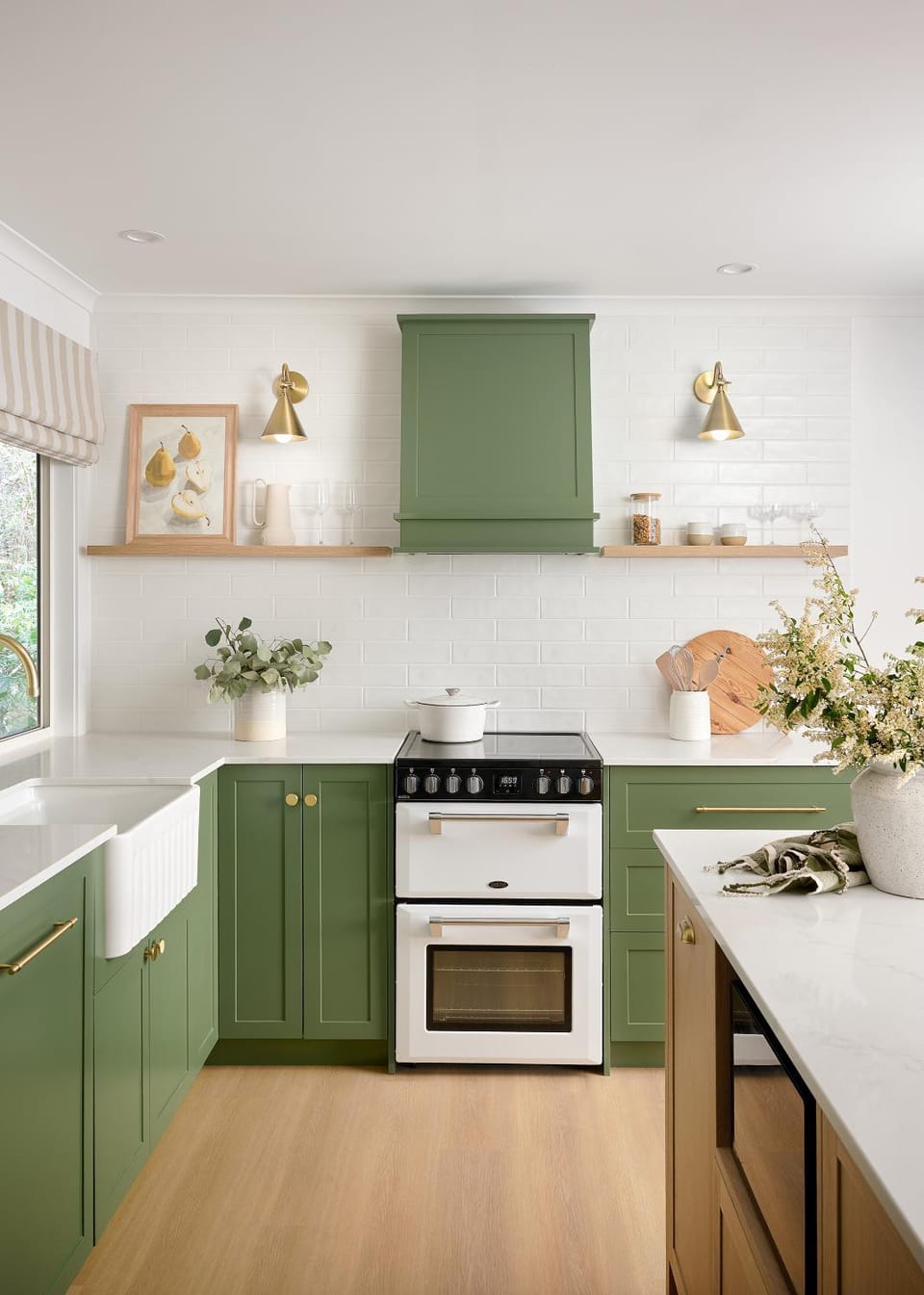 Kitchen or kitchenette, dishwasher, oven, stove