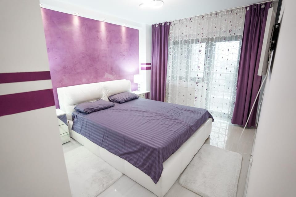 Apartament Luxury - Promenada Apartment in Craiova