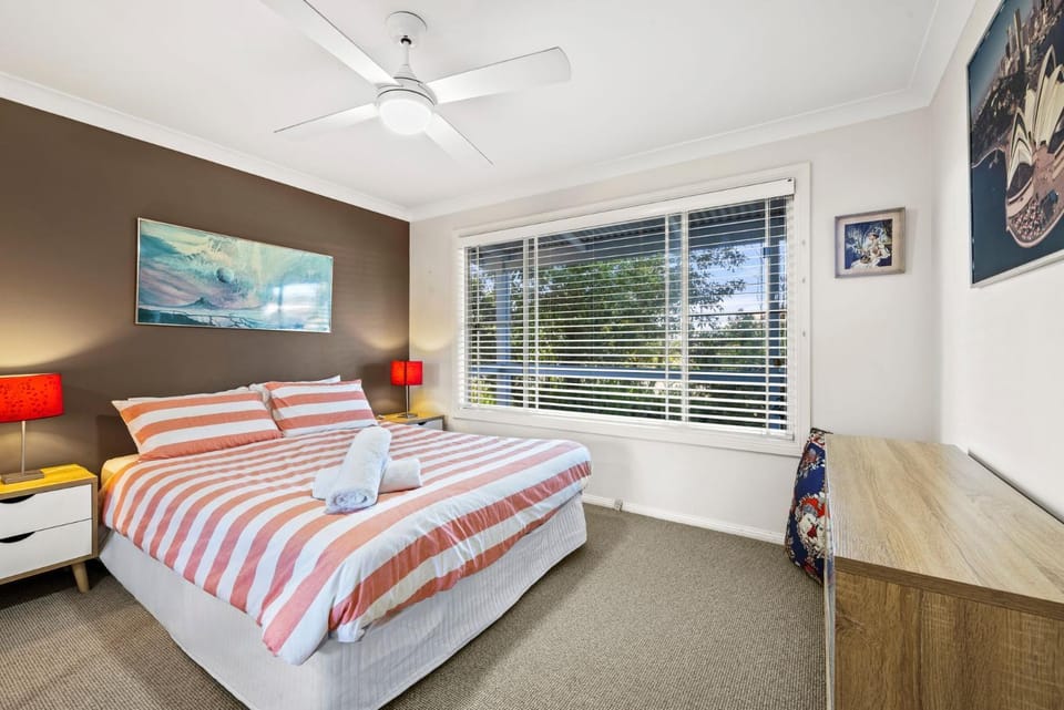 Happy House - Pet Friendly - 5 Min Walk to Beach House in Callala Bay