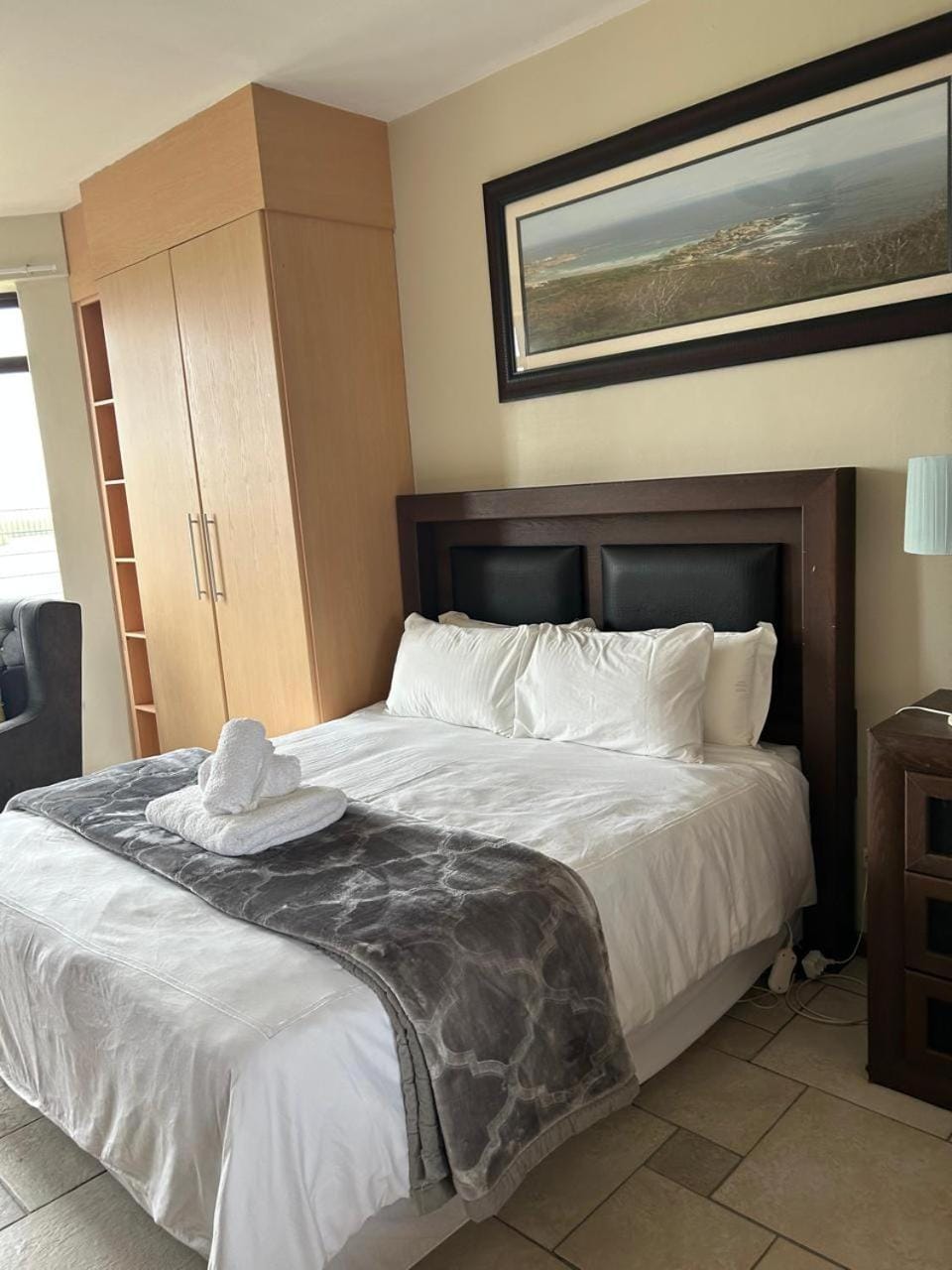Daisy Accommodation & Spa Bed and Breakfast in Cape Town