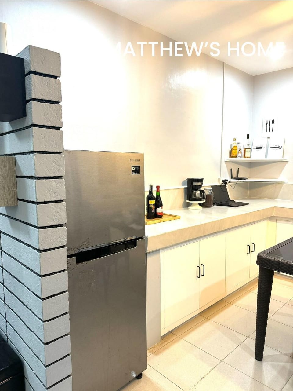 Kitchen or kitchenette