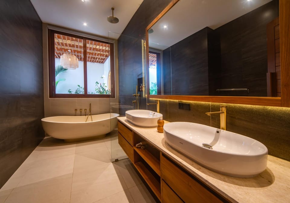 Toilet, Bathroom, Bath