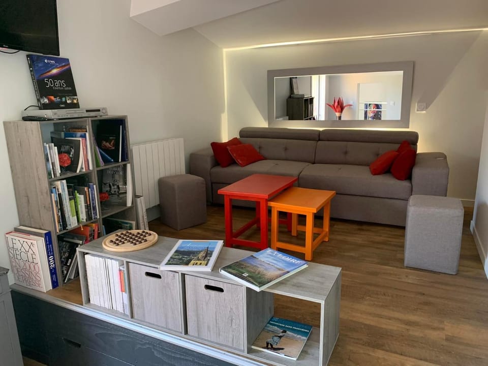 Property building, Living room