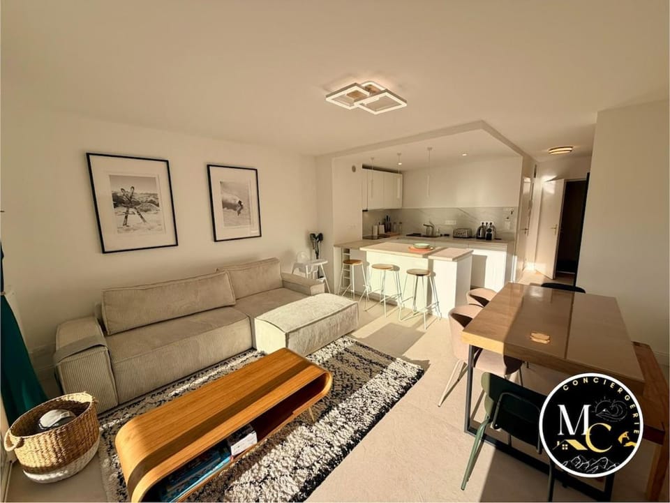 Spacious Modern Duplex Sunny View Ski & Hikes D52 Apartment in Allos