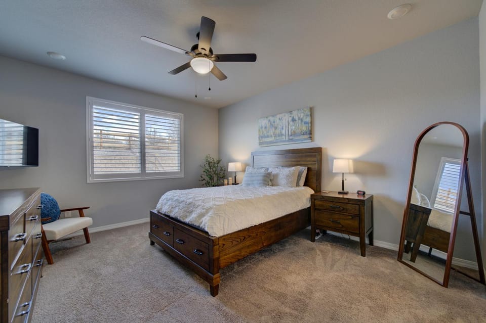 Updated 5BR Home - Perfect for Families & Groups House in Colorado Springs