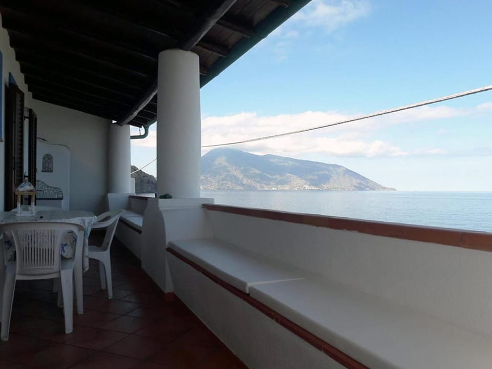 Day, Natural landscape, View (from property/room), Balcony/Terrace, Sea view