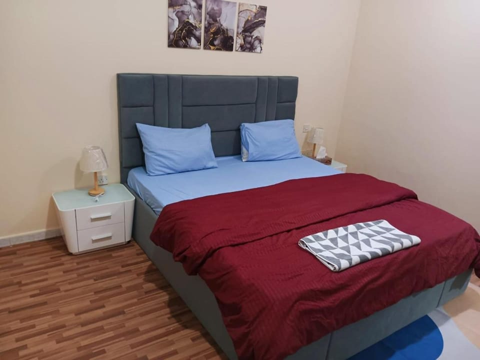 Splendid 3-Bedroom Apartment near Buhaira Corniche Apartment in Al Sharjah