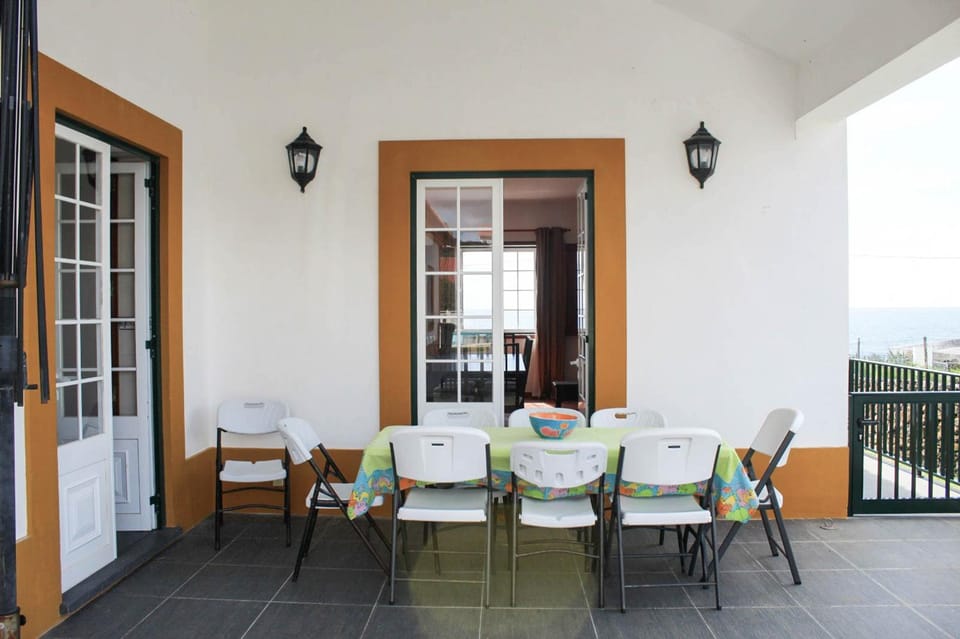 Patio, Off site, Dining area
