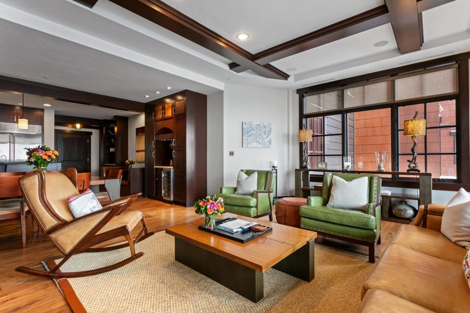 Flagstaff Lodge at Deer Valley Resort - Two Bedroom Residence #305 Apartment in Park City