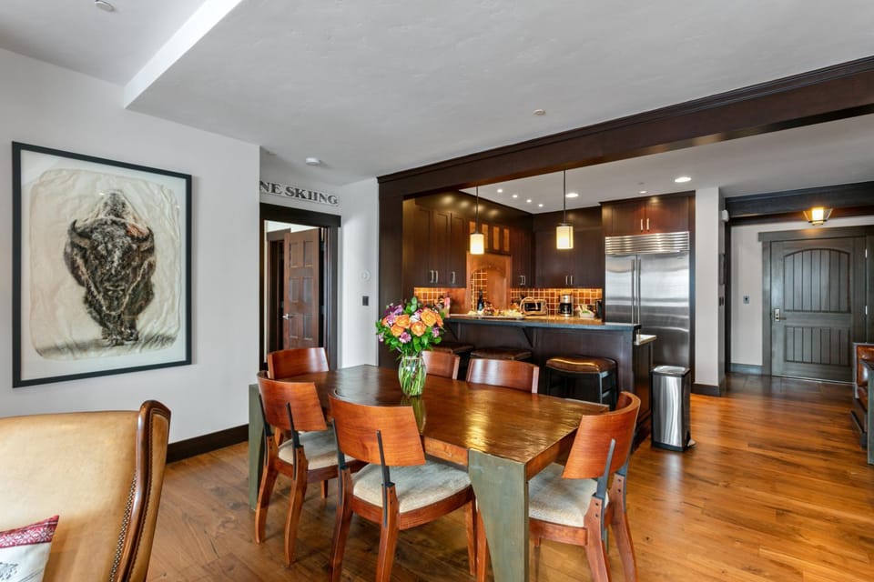 Flagstaff Lodge at Deer Valley Resort - Two Bedroom Residence #305 Apartment in Park City