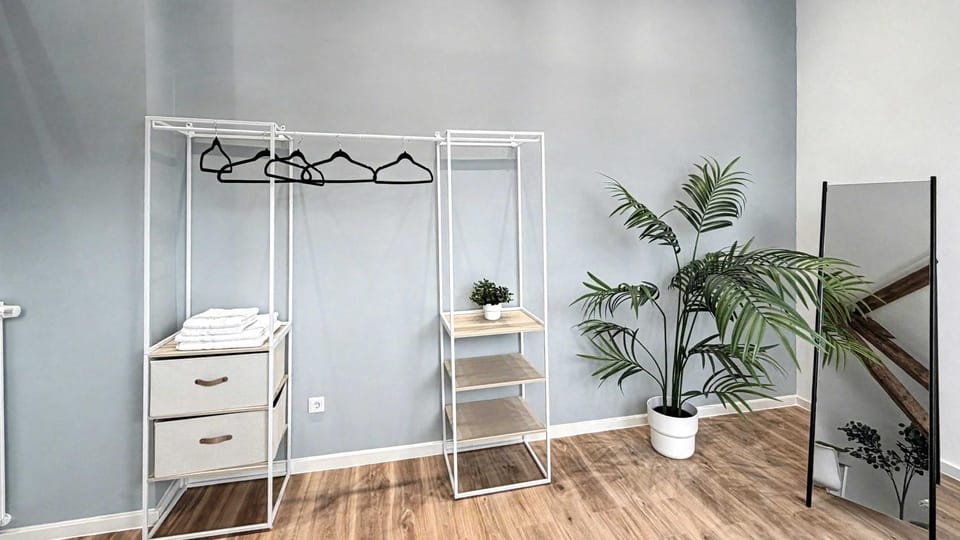wardrobe