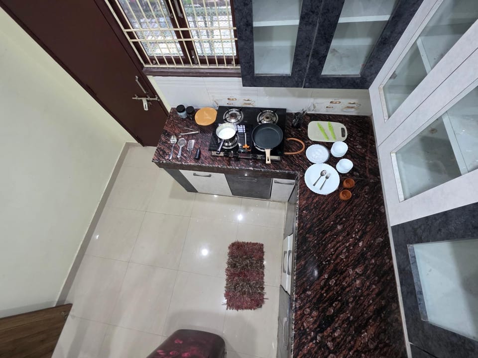 Shivalay - By Safarnama Stays - Near Kashi Vishwanath Apartment in Varanasi
