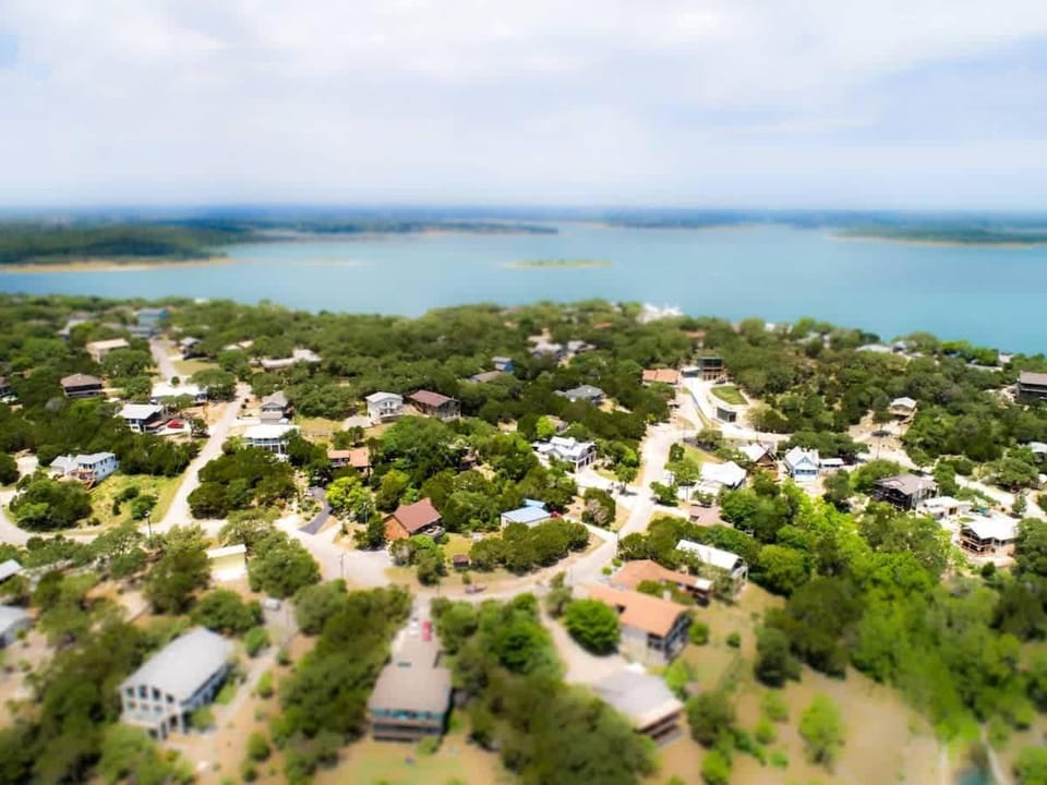 Cedar Casa at Canyon Lake hidden getaway gem House in Canyon Lake
