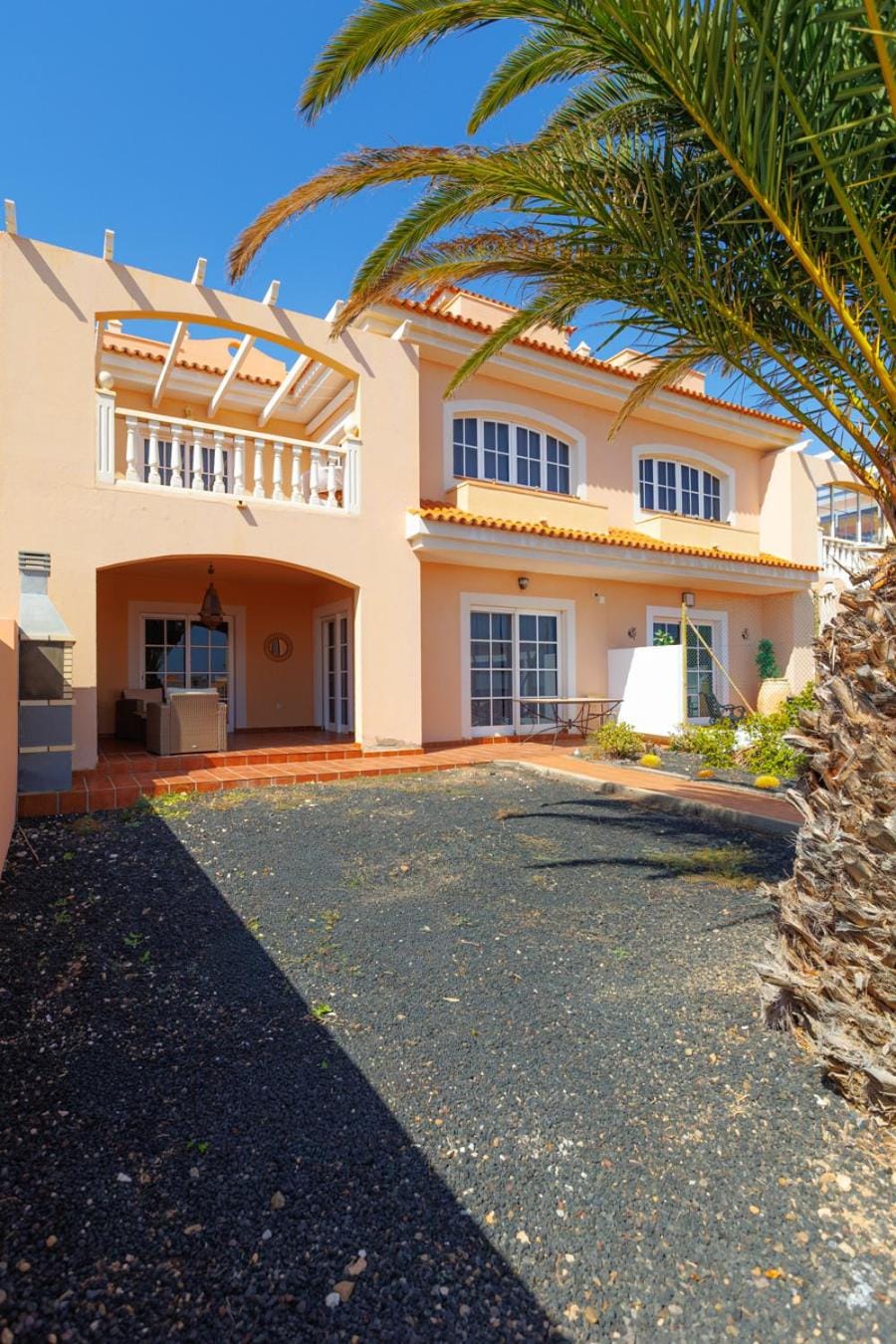 Ares Home Villa Privada con Jardín, Piscina, Barbacoa y Golf House in Maxorata