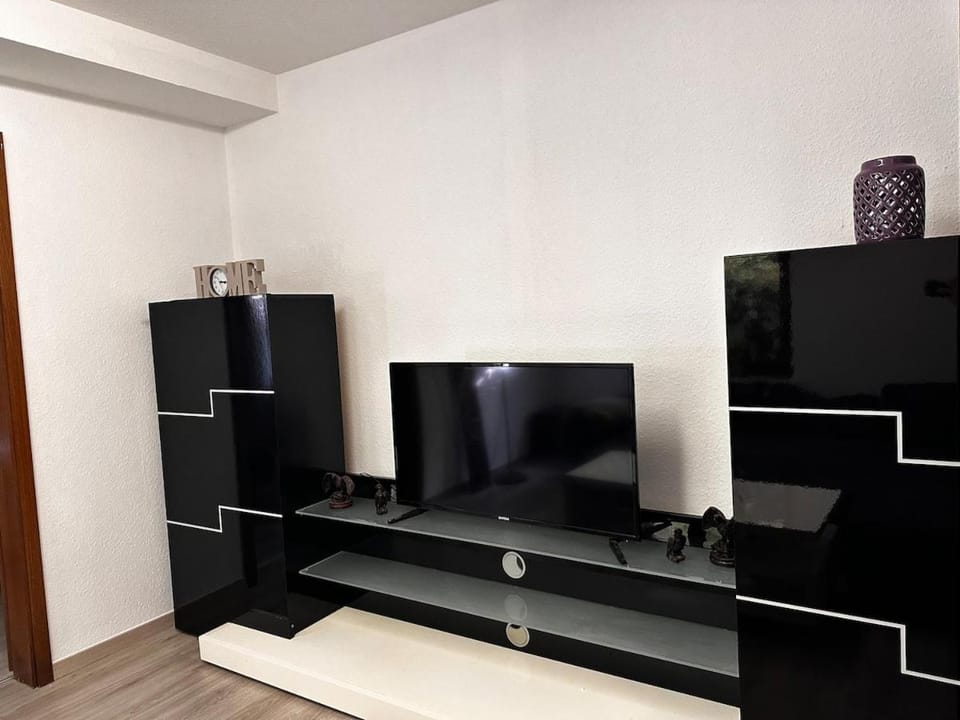 TV and multimedia, Evening entertainment