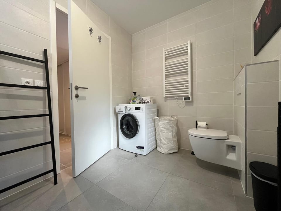 Tres bel appartement vue mer la turbie Apartment in French Riviera