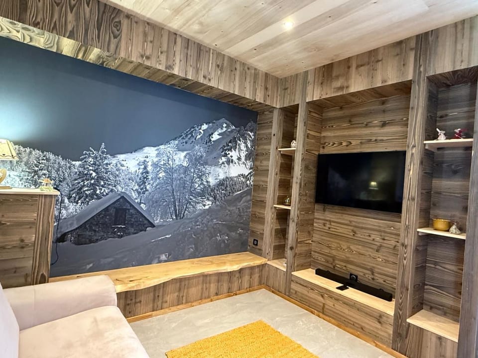 TV and multimedia, Living room