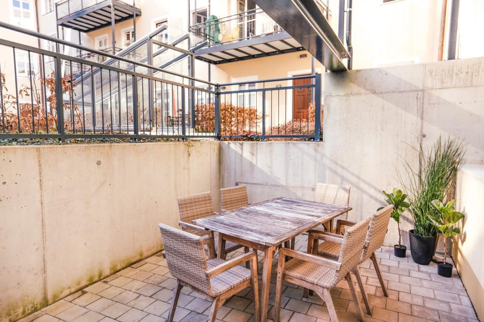 Balcony/Terrace, Seating area