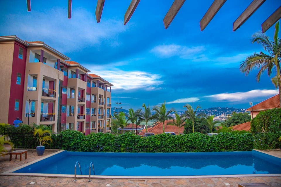 Property building, Pool view, Swimming pool, sunbed