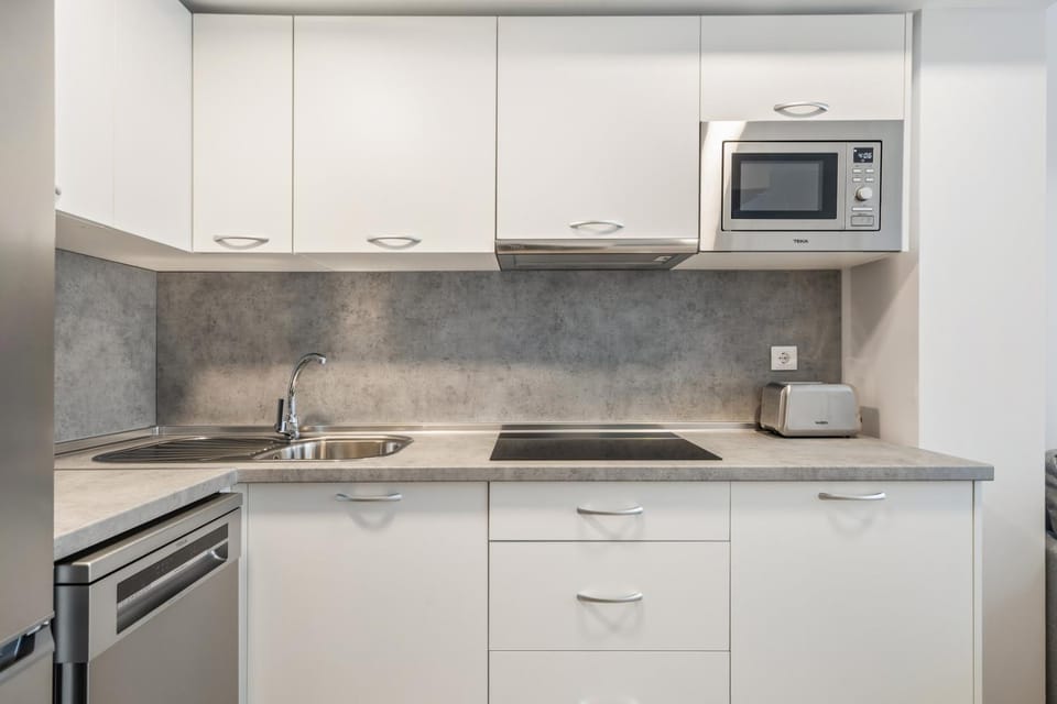 Accessible flat near the Toledo Bridge - 3A Apartment in Madrid