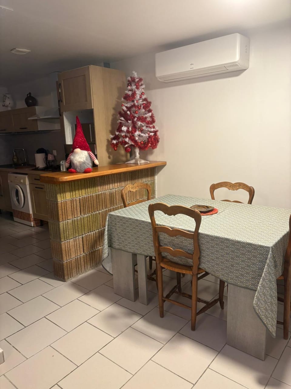 Petite maison au coeur des Hautes-Alpes House in Provence-Alpes-Côte d'Azur