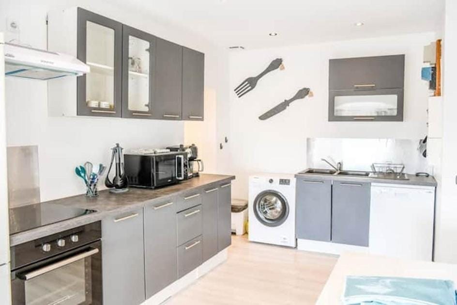 dishwasher, oven, stove, toaster, washing machine