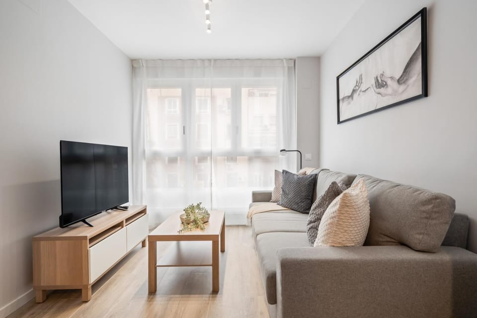 Nice flat in General Ricardos - 2B Apartment in Madrid