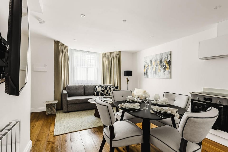 Stylish Apartment Close to Hyde Park AC Apartment in City of Westminster